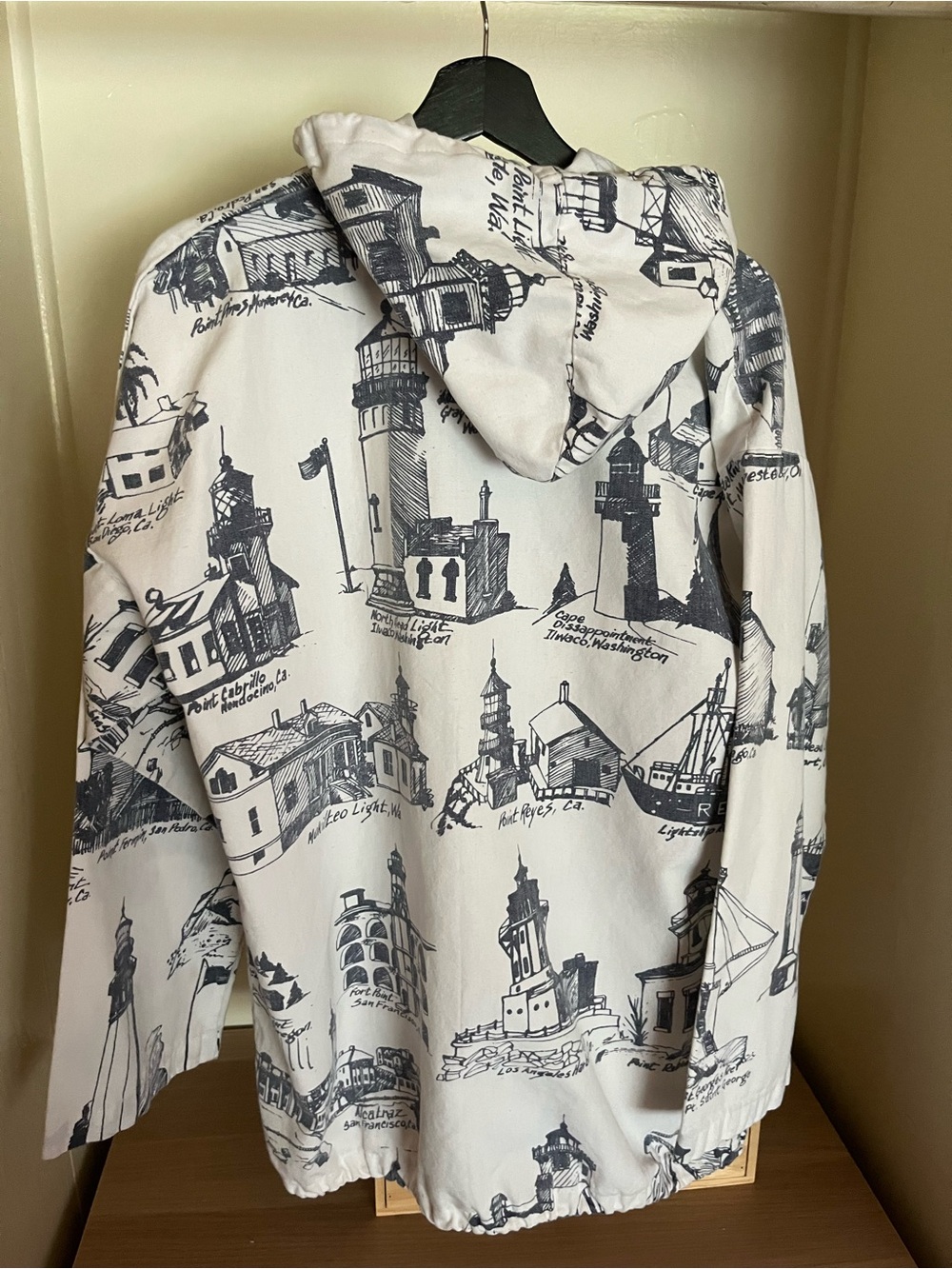Vintage West Coast Lighthouse Print Jacket - Picture 2 of 5